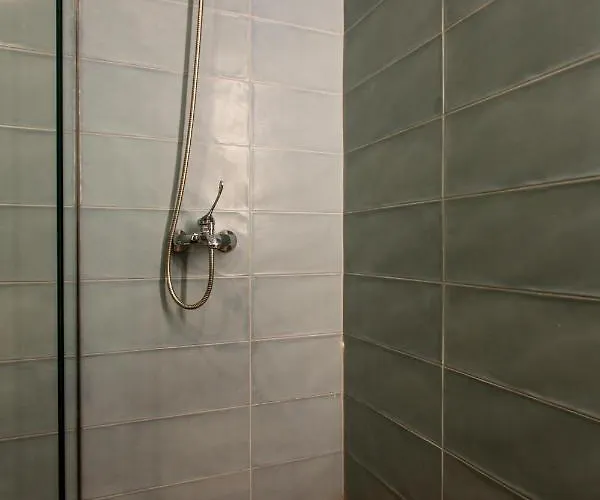 Leone Apartamento
