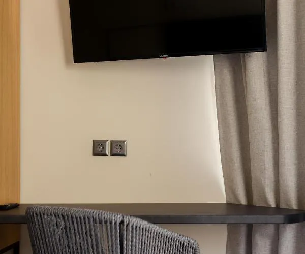 Leone Apartamento *