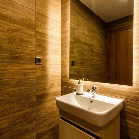Apartament Leone *