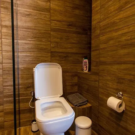 Leone Apartament