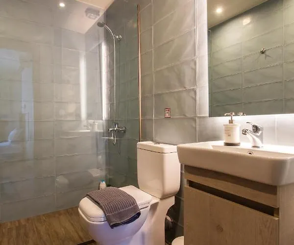 Leone Apartament Saloniki